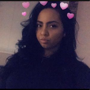 Meet your Posher, Noelle